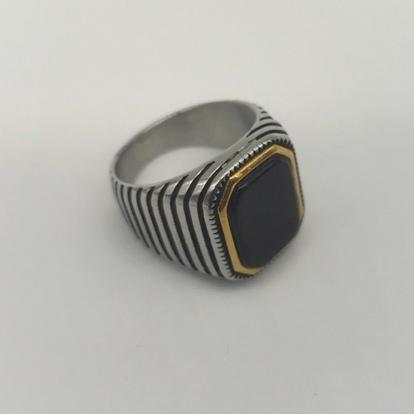1848- Black Stone Handmade Men's Ring Size 8 NWT - Picture 1 of 8